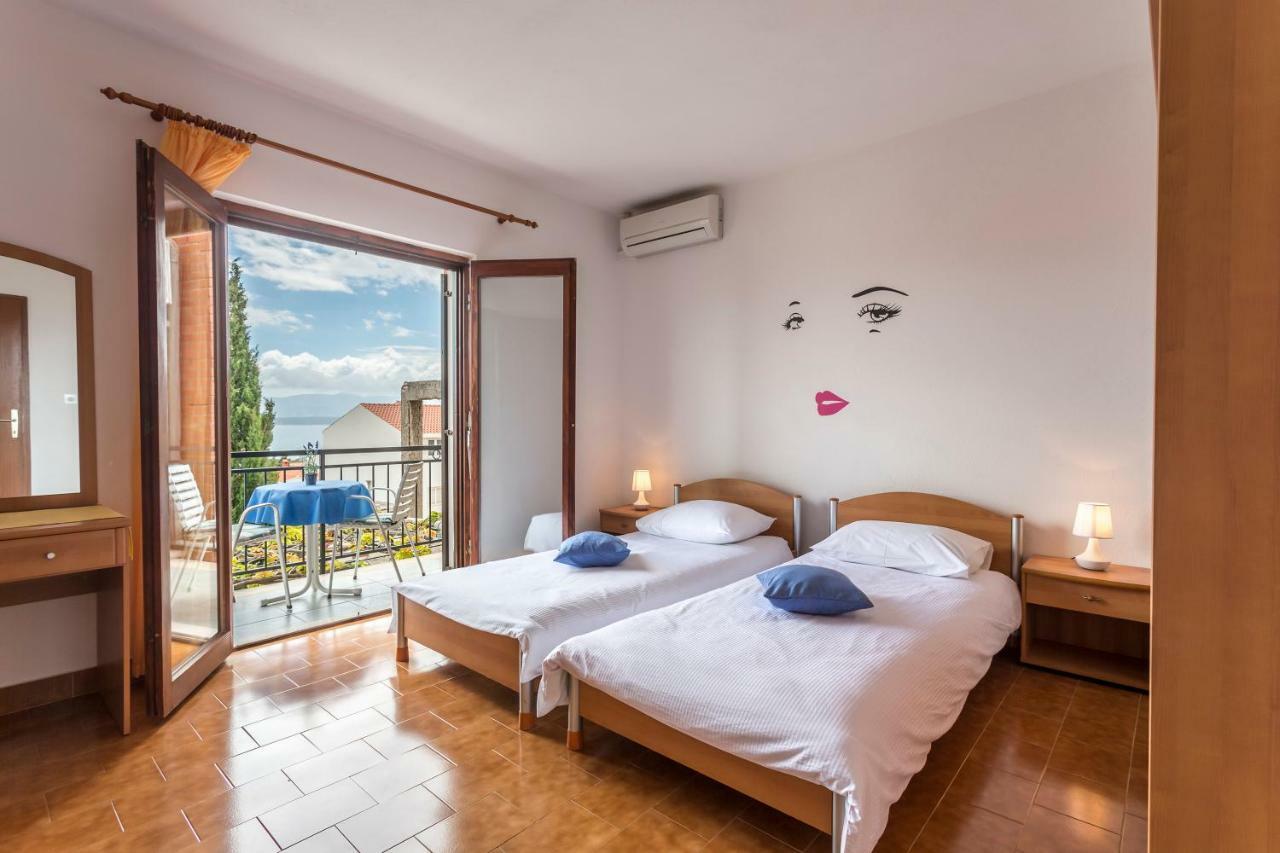 Apartmani Bezma Bol Exteriör bild